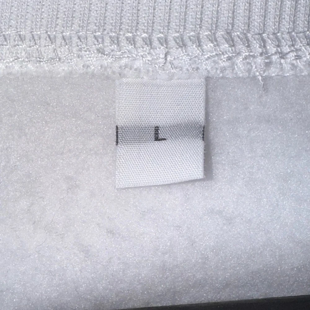 California Santa Barbara White Sweater Size Large - Picture 3 of 3